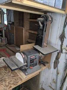 lot 9 image: Vintage Craftsman SanderGrinder