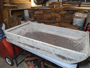 lot 29 image: (Lot 23) Medium 42.5 Vintage Wood Bin