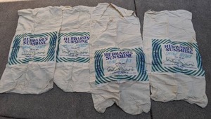 lot 825 image: Set of (5) Vintage Hubbards Sunshine Gunny Sacks