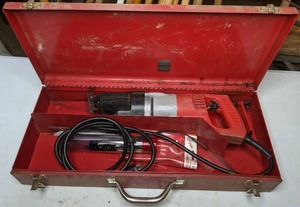 lot 10 image: Vintage Milwaukee Heavy Duty Sawzall with original case