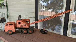 lot 846 image: Vintage Lumber Contractor Crane Truck