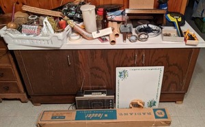 lot 852 image: Large Cabinet and Mixed Lot of Handy Items
