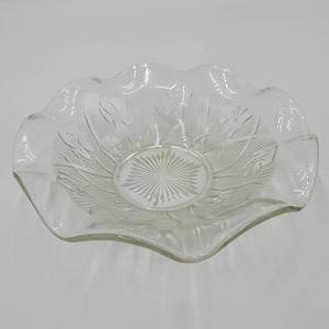 Antique 1930 Jeannette Glass Iris and Herringbone Bowl