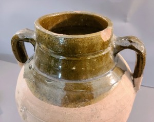 lot 391 image: Large Pottery Vase
