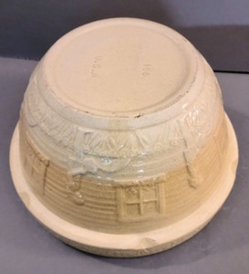 lot 410 image: Assorted Vintage Mixing Bowls