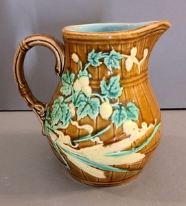 lot 415 image: Sarreguemines French Majolica Pitcher