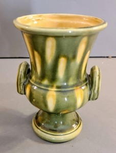 lot 421 image: Vintage Planters