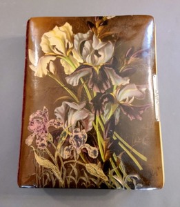 lot 431 image: Antique Victorian Photo Album
