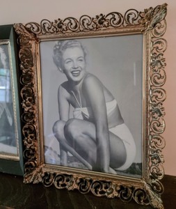 lot 444 image: Vintage Framed Hollywood Actress Photos