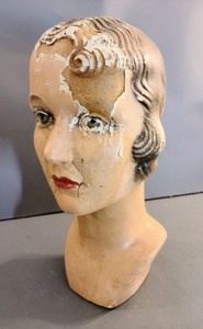 lot 447 image: Vintage Mannequin Head