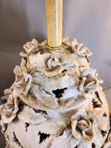 lot 454 image: Capodionte Floral Lamp