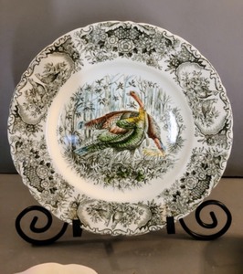 lot 458 image: Assortment of Vintage Wildlife Plates