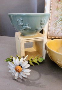 lot 460 image: Delightful Home Decor