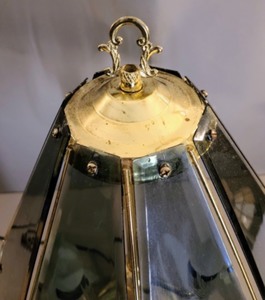 lot 463 image: Brass Touch Lamp