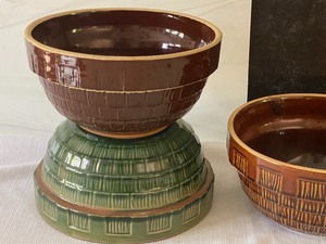 lot 329 image: Three Vintage Pottery Bowls