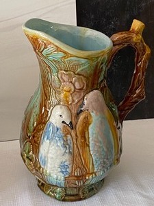 lot 340 image: Mixed Lot of Majolica Pitchers
