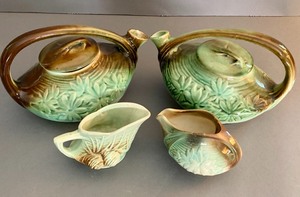 lot 354 image: Vintage Lot of Six McCoy Pottery Items