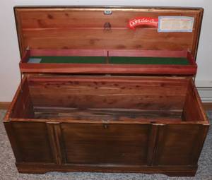 Lane Cedar Chest