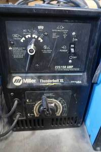 lot 24 image: MILLER THUNDERBOLT XL STICK WELDER