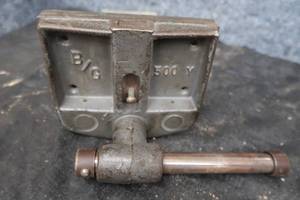 lot 37 image: 1 HEAVY DUTY BG VINTAGE VICE