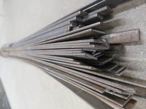 lot 52 image: FLAT STOCK