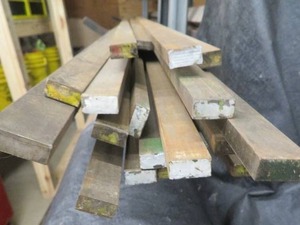 lot 70 image: LARGE HEAVY LOT OF SQ TUBE