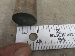 lot 84 image: 2 LENGTHS OF ROUND TUBING