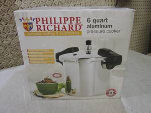 lot 6 image: (BS) 6 Quart Aluminum Pressure Cook...