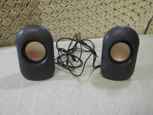 lot 8 image: (BSB) Pair of Onn USB Speakers...