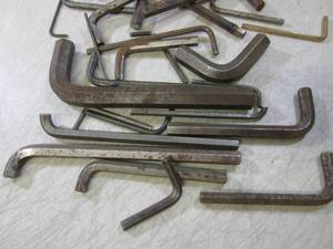 lot 19 image: (RMDR) Assorted Hex Wrenches...