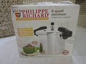 lot 23 image: (BS) 6 Quart Aluminum Pressure Cook...