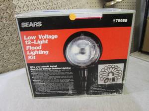 lot 27 image: (F-2) Sears Low Voltage 12-Light Fl...
