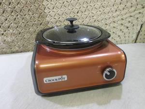 lot 97 image: (A-2) Crock Pot Slow Cooker ...