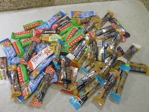 lot 105 image: (B-1) Large Assortment of Protein B...