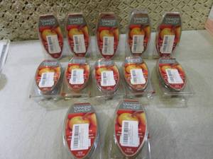 lot 142 image: (BSB) 12 Packs of Yankee Candle Spi...
