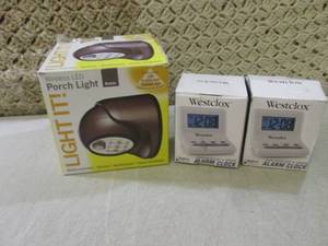 lot 156 image: (CS) 2 Alarm Clocks and Wireless LE...