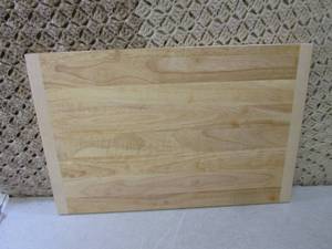 lot 181 image: (CAC) Wood Cutting Board 22 x 14 3...