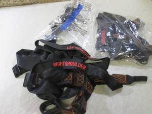 lot 203 image: (BSB) Tree Stand Harness ...