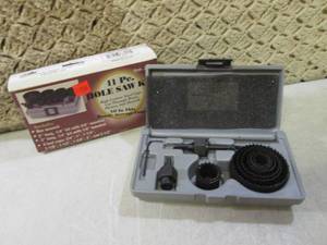 lot 229 image: (BSB) 11pc Hole Saw Kit...