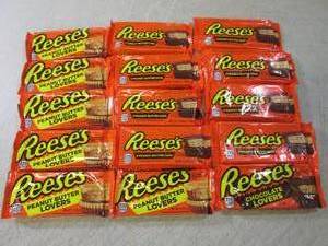 lot 252 image: (B-1) 15 Reeses Peanut Butter Cups ...