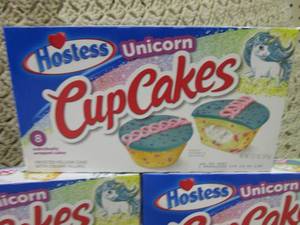 lot 283 image: (B-2) 3 Boxes of Hostess Unicorn Cu...