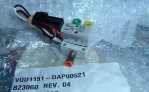 lot 36 image: 20 new SMC solenoid valves