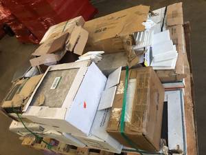 lot 15 image: Mix pallet of ceramic flooring  see all pictures customer returns