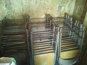 lot 22 image: Folding Chairs on Roller Cart (36 chairs)