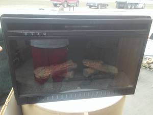 lot 40 image: Electric Fireplace  Very little use.