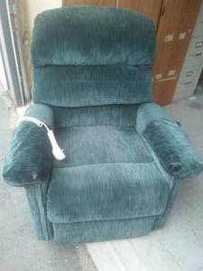 lot 62 image: Lift Chair with power.