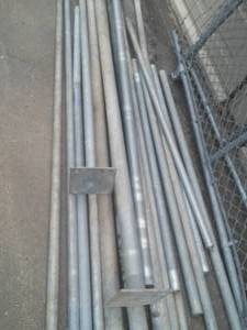 lot 81 image: Chain Link Posts  various sizes, New and Used