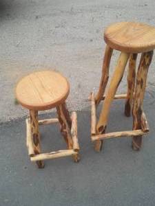 lot 108 image: Rustic Stools. (2)
