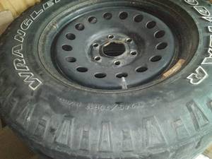 lot 117 image: Steel Rims (4)