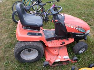 lot 94 image: Ariens 48 in. Cut 16hp Vangaurd. Sierra 1648 - RESERVE LIFTED